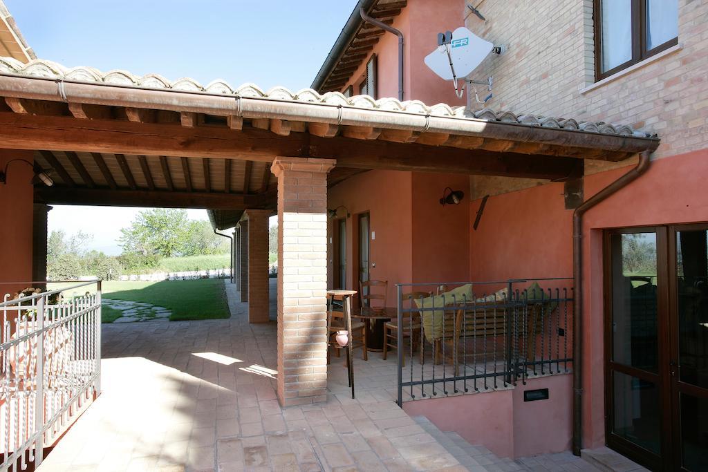 Country House Poggio Fiorito 아시시 외부 사진