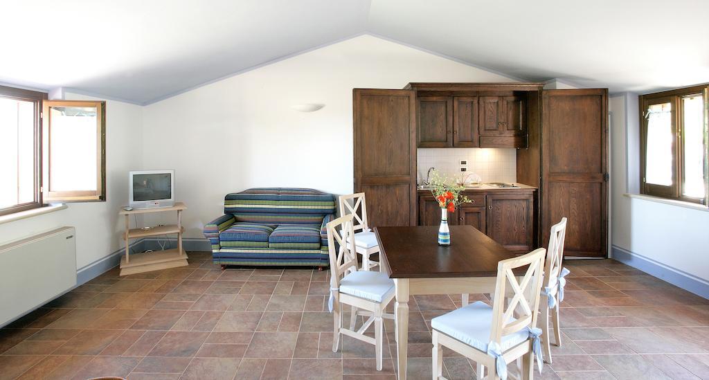 Country House Poggio Fiorito 아시시 객실 사진